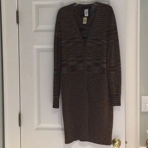 2 piece Jones of N.Y. knit shell and tunic.